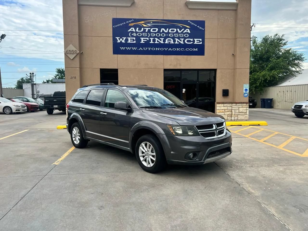 Used 2015 Dodge Journey SXT w/ Flexible Seating Group FWD image 1