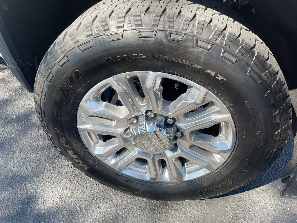 Used 2023 GMC Sierra 2500 Denali image 13