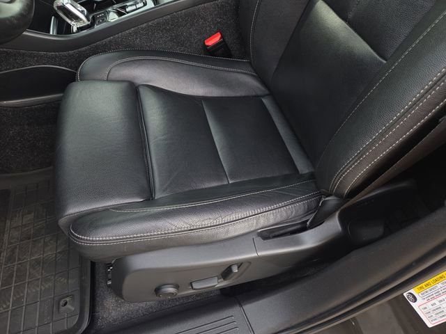 Used 2019 Volvo XC40 T5 Inscription image 29