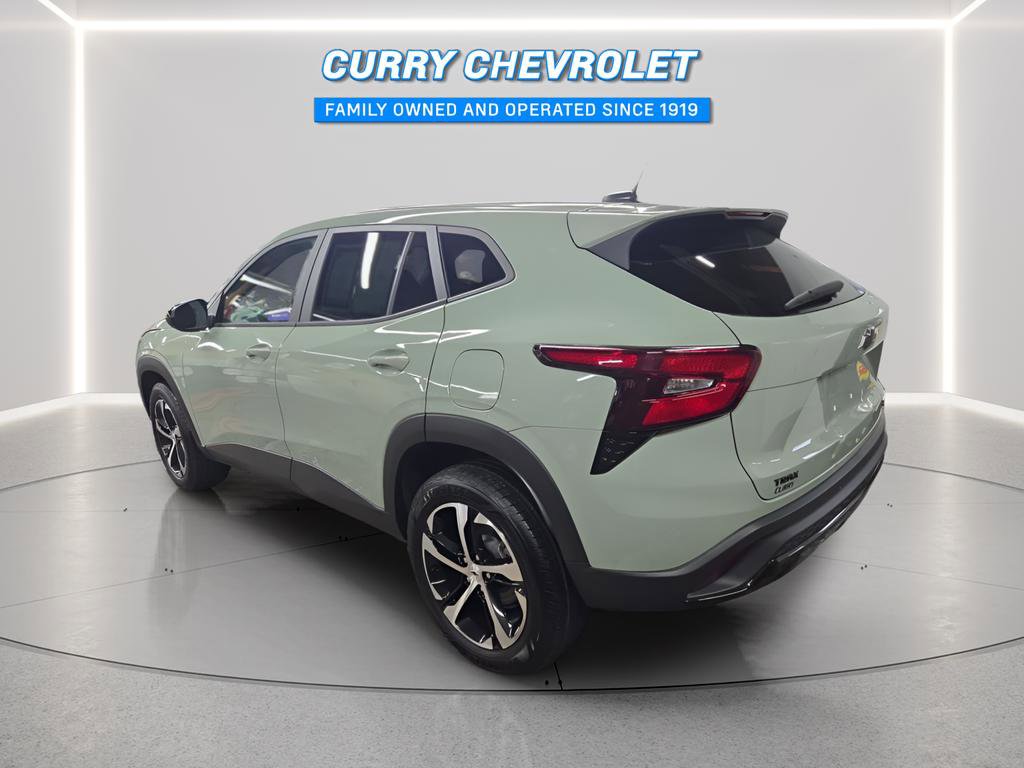 Used 2024 Chevrolet Trax RS image 10