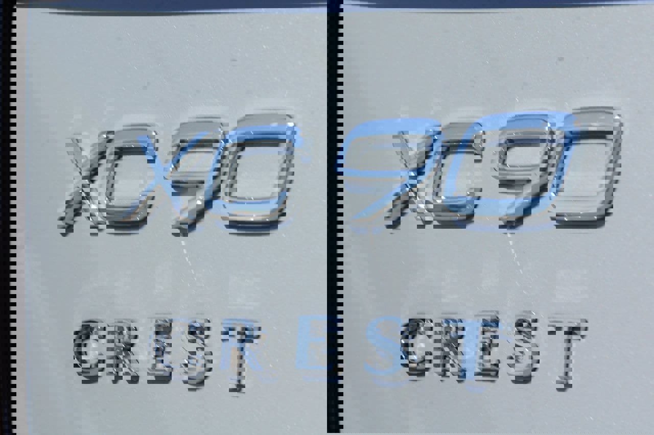 New 2025 Volvo XC90 T8 Plus w/ Protection Package Premier image 7