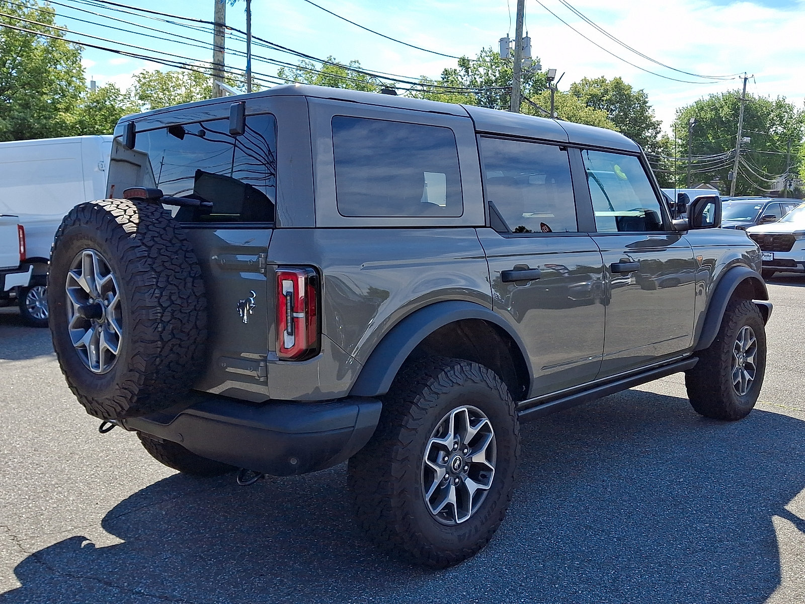 Used 2025 Ford Bronco Badlands AWD/4WD image 4