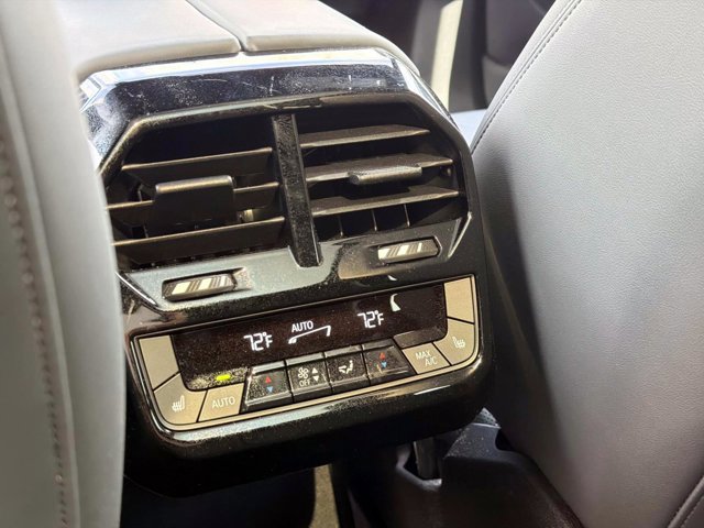 Used 2023 BMW iX M60 image 14