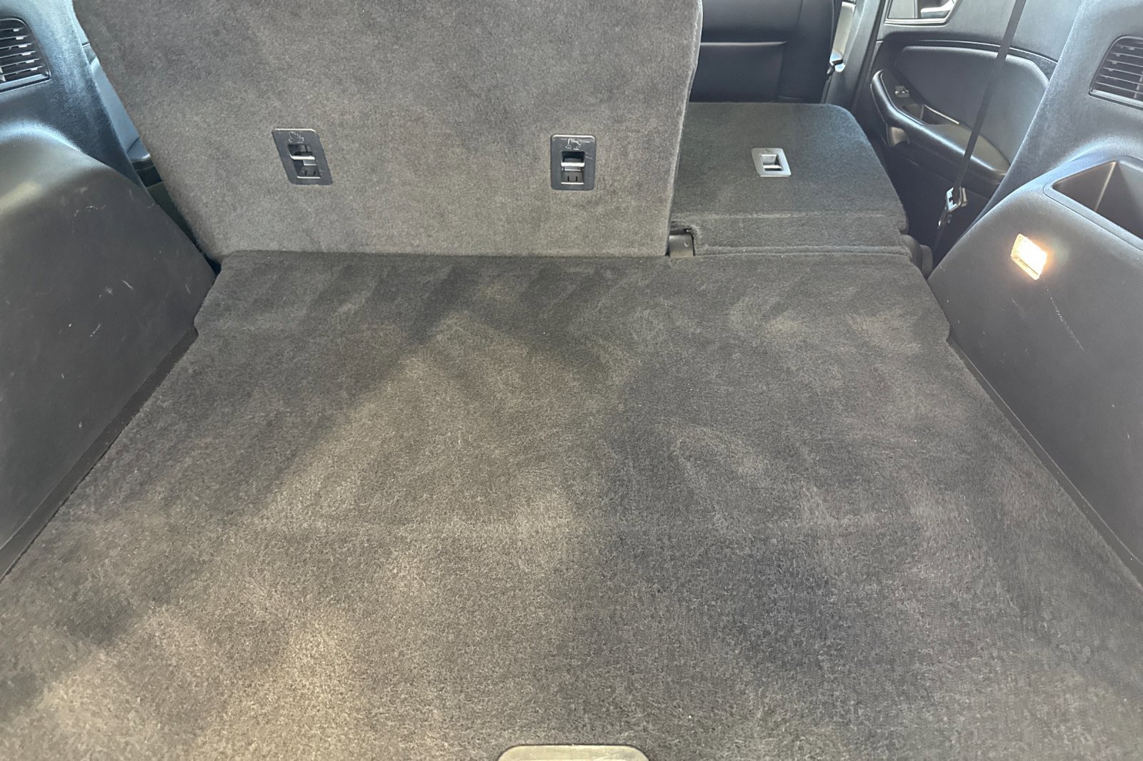 Used 2024 Ford Edge SEL image 15