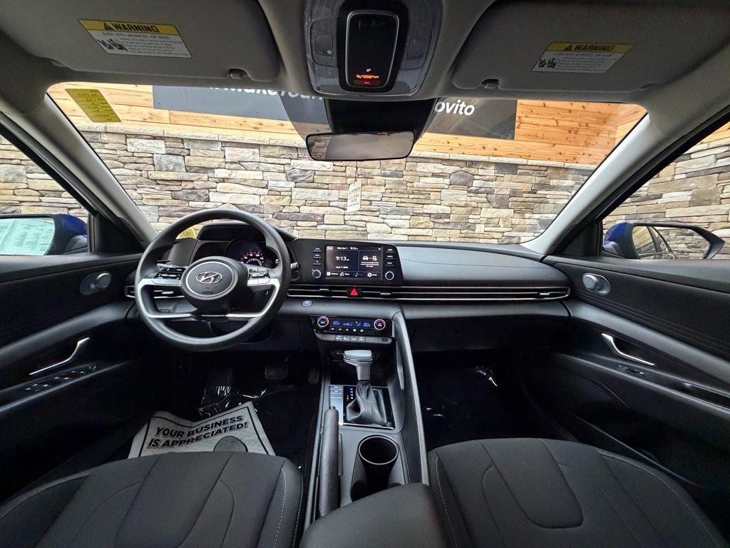 Certified 2023 Hyundai Elantra SEL FWD image 16