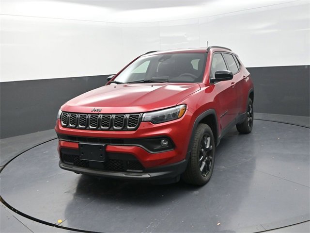New 2026 Jeep Compass Latitude image 3