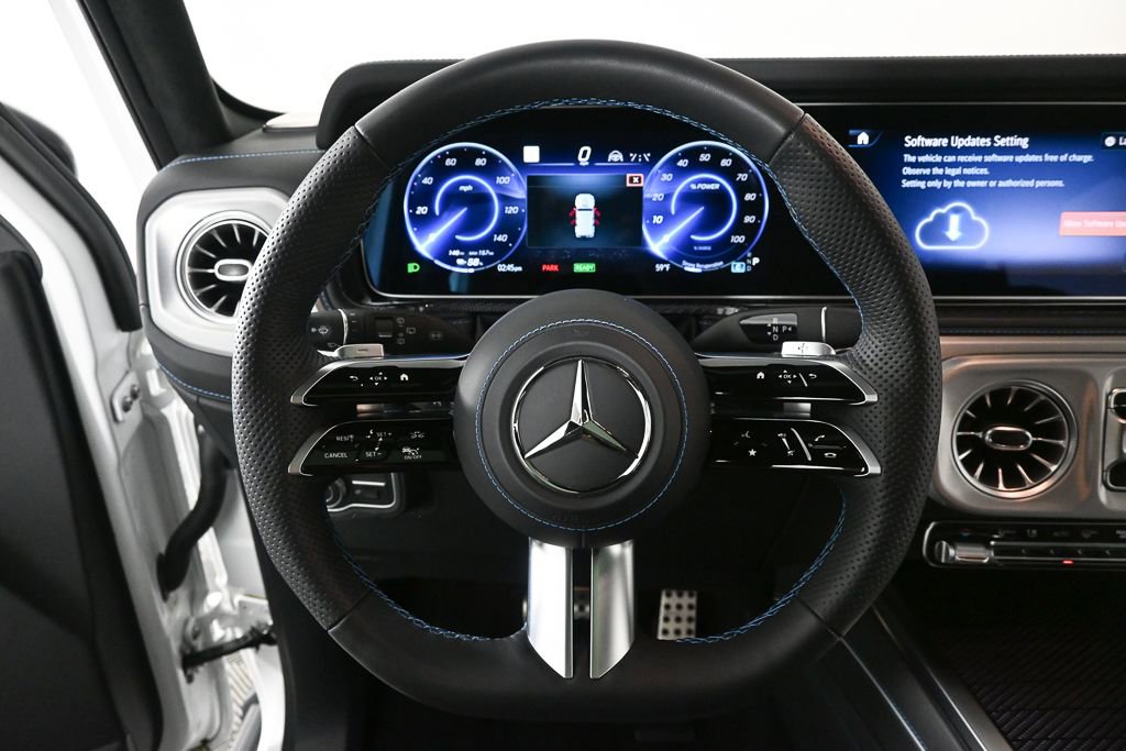 Used 2025 Mercedes-Benz G 580 w/ EQ Technology video 2
