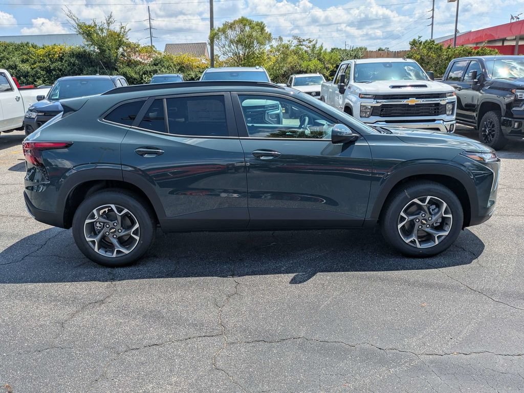 New 2026 Chevrolet Trax LT FWD image 3