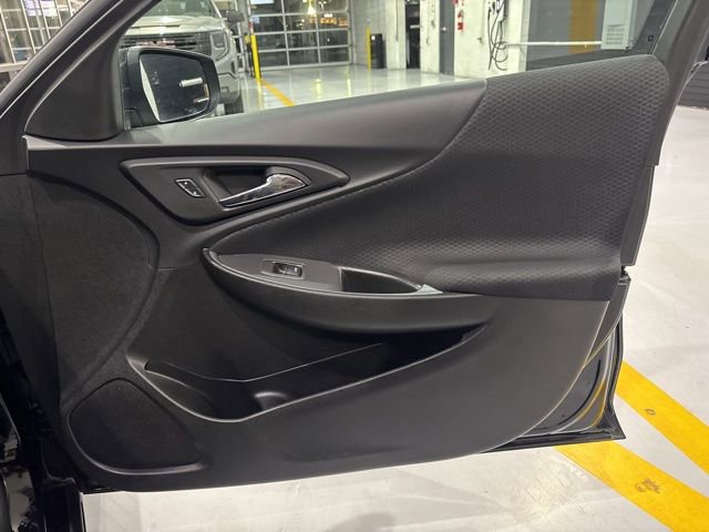 Used 2023 Chevrolet Malibu LT image 29