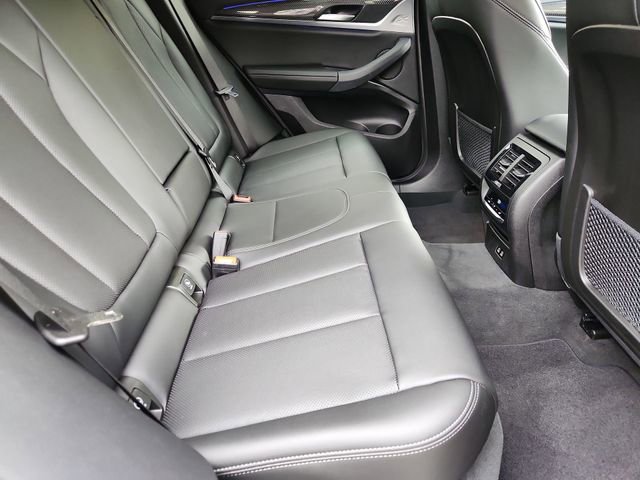 Used 2024 BMW X3 M40i w/ Parking Assistance Package AWD/4WD image 27