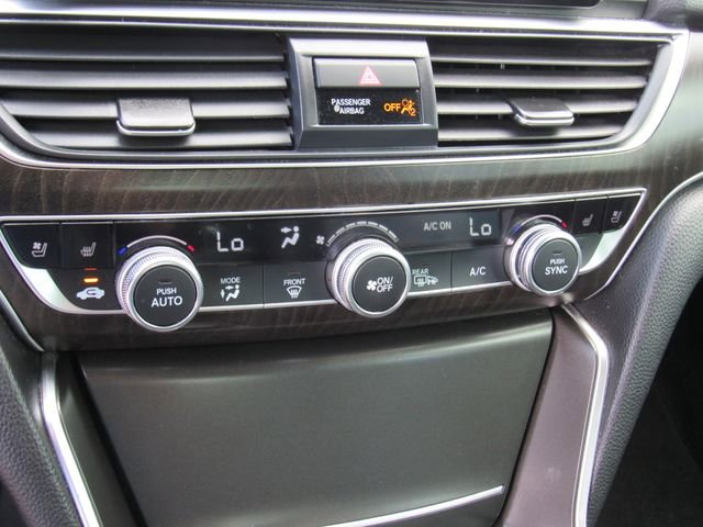 Used 2021 Honda Accord Touring image 15