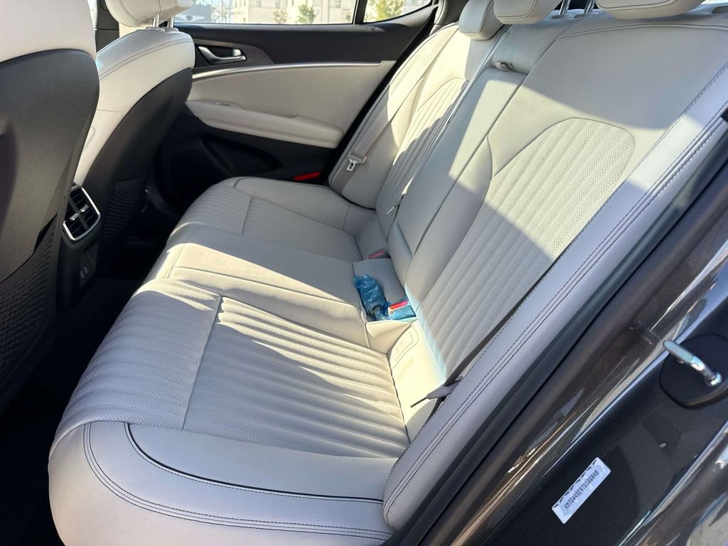 New 2026 Genesis G70 3.3T Sport Prestige RWD image 17