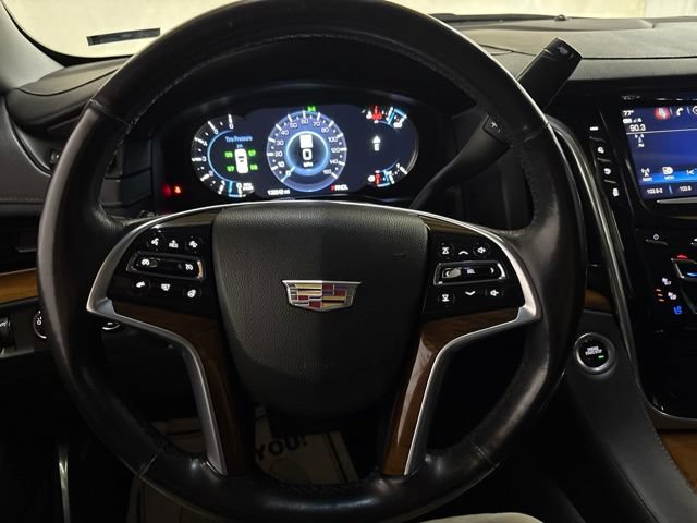 Used 2019 Cadillac Escalade Premium Luxury AWD/4WD image 66