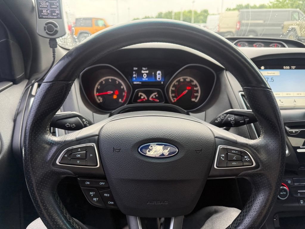 Used 2017 Ford Focus ST w/ Equipment Group 401A FWD image 19