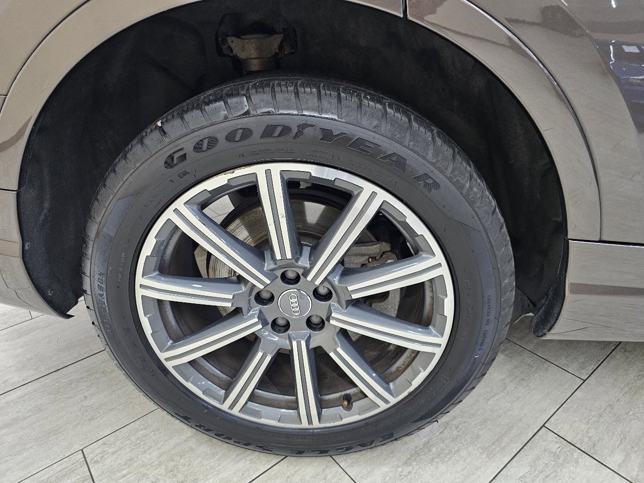 Used 2018 Audi Q7 3.0T Prestige image 44