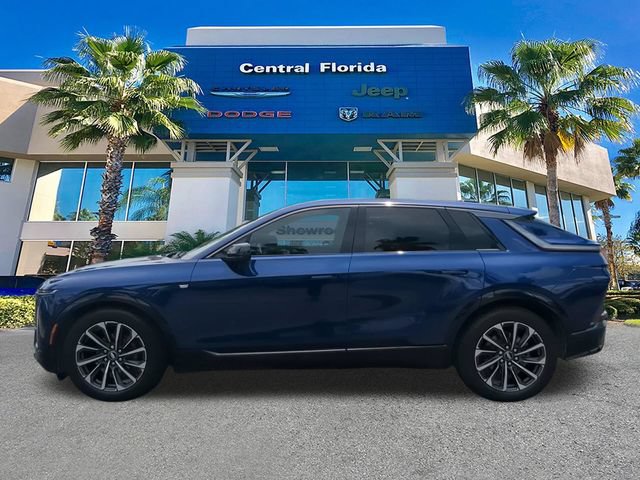 Used 2024 Cadillac Lyriq Sport RWD image 8