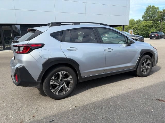 Used 2024 Subaru Crosstrek 2.0i Premium AWD/4WD image 3