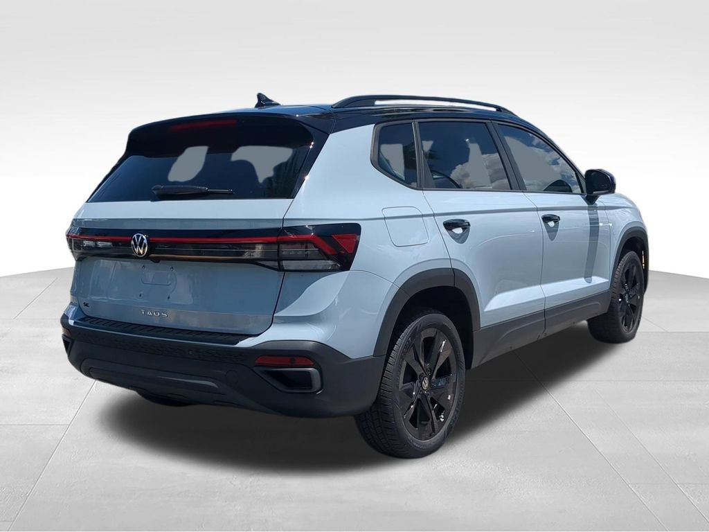 New 2026 Volkswagen Taos SE FWD video 4