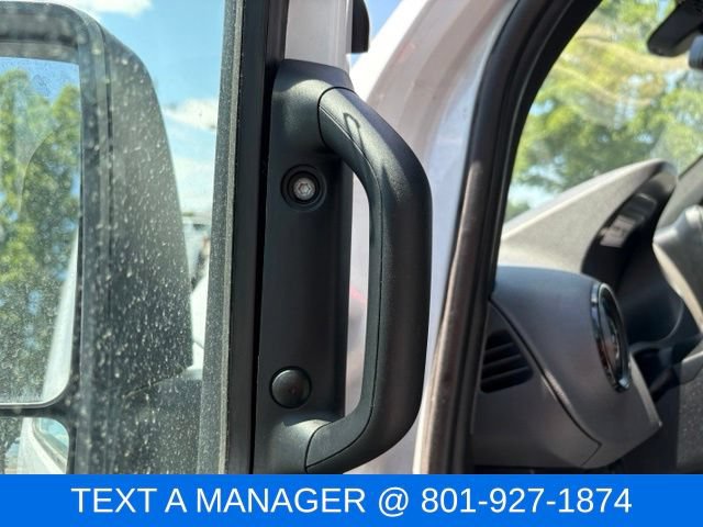 Used 2025 Mercedes-Benz Sprinter 2500 image 18
