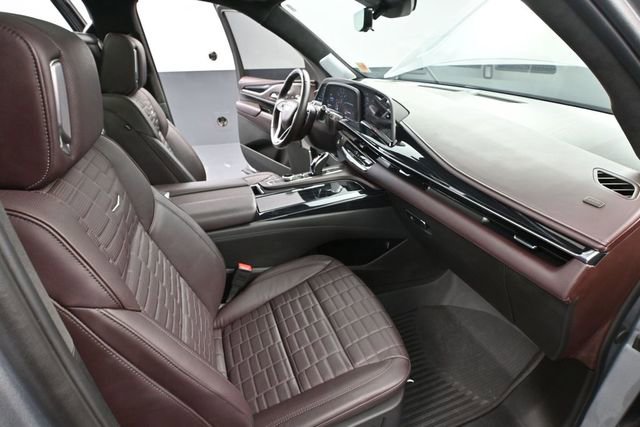Used 2024 Cadillac Escalade V w/ LPO, ONYX Package AWD/4WD image 64