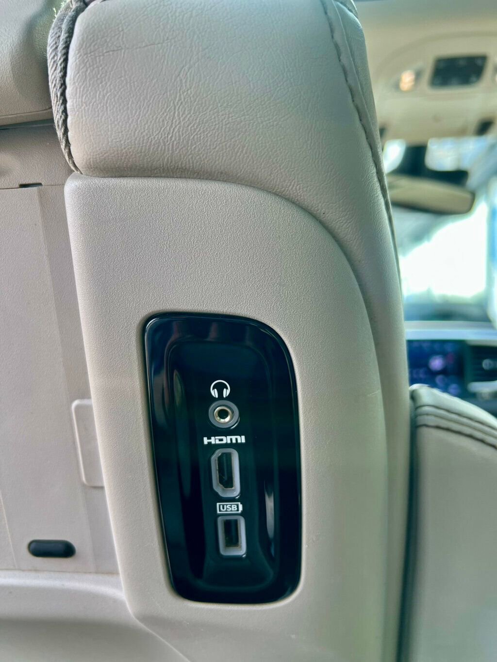 Used 2018 Chrysler Pacifica Limited w/ Advanced Safetytec Group image 26