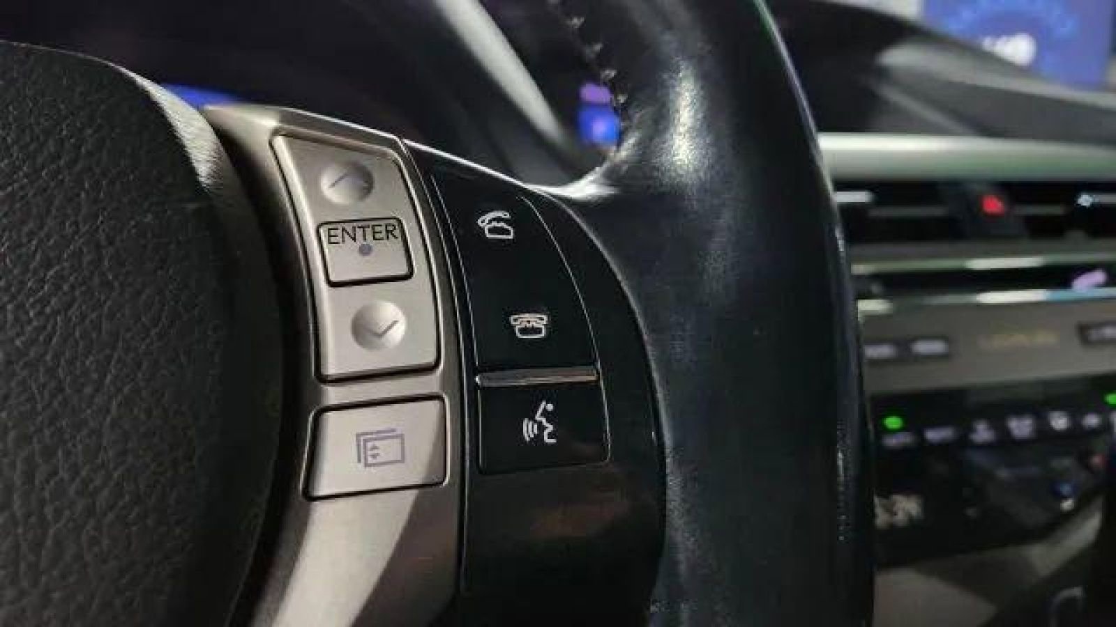 Used 2013 Lexus RX 350 AWD w/ Premium Pkg image 31