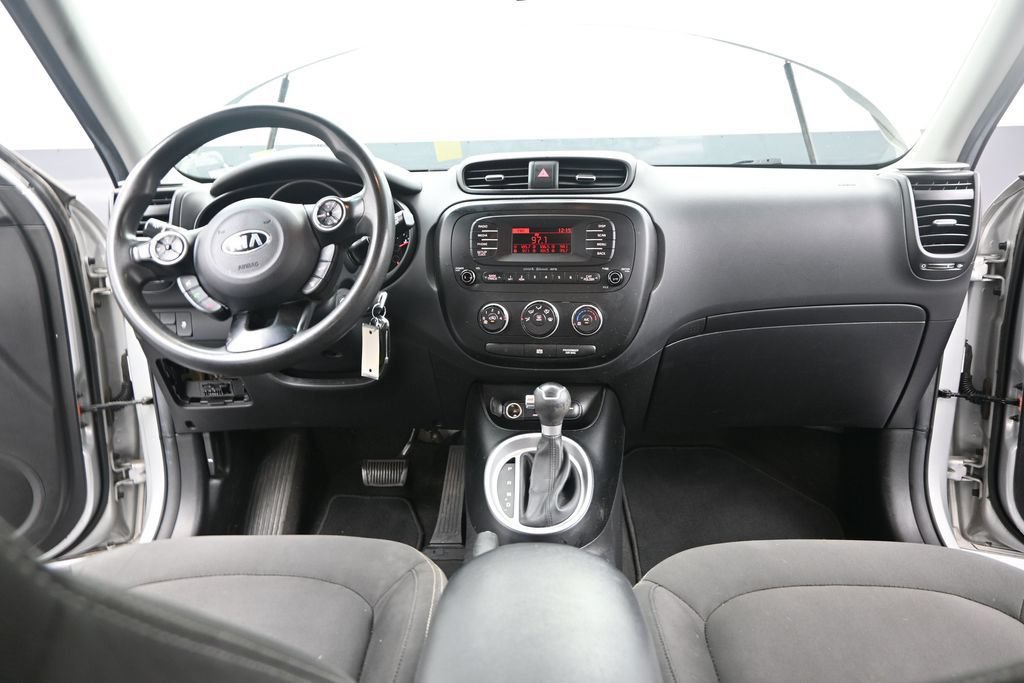 Used 2015 Kia Soul FWD image 27