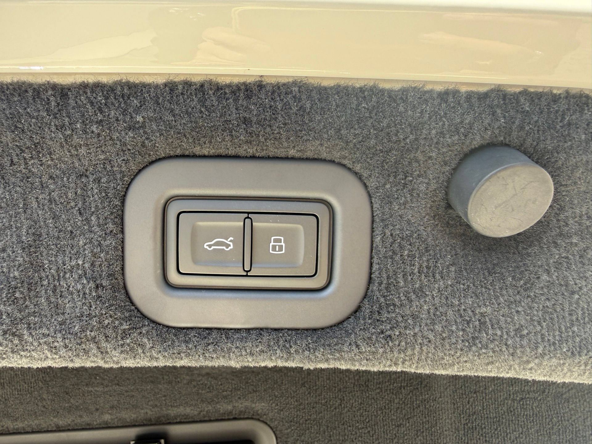 New 2026 Bentley Continental GTC AWD/4WD image 23