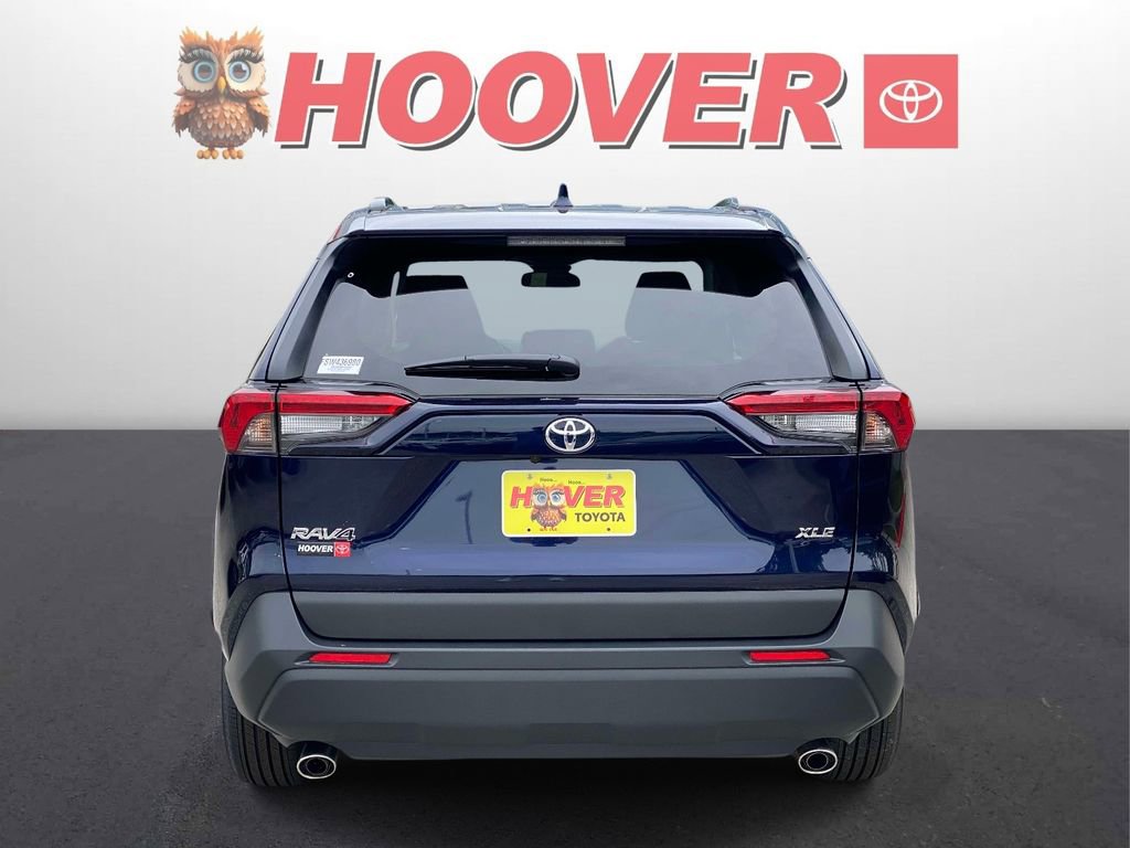 Used 2025 Toyota RAV4 XLE w/ Convenience Package FWD image 3