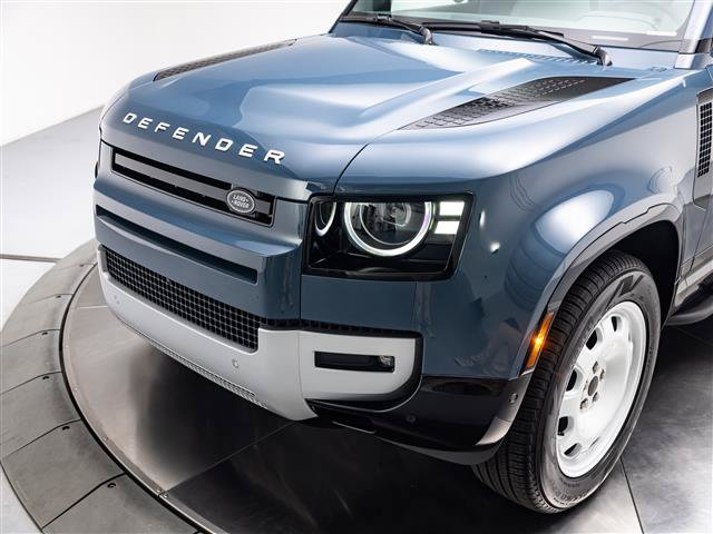 New 2026 Land Rover Defender 110 S AWD/4WD image 9