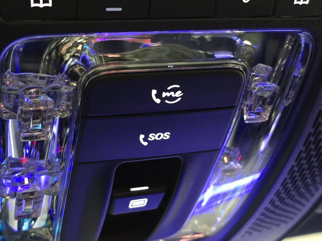 Used 2022 Mercedes-Benz CLA 250 4MATIC image 31