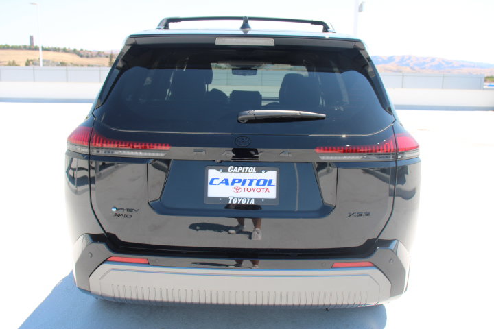 New 2026 Toyota RAV4 XSE w/ Panoramic Sun Roof Package AWD/4WD image 4