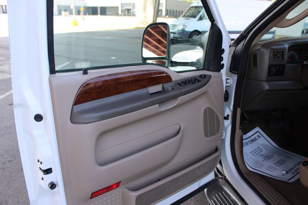 Used 2003 Ford F350 Lariat RWD image 17