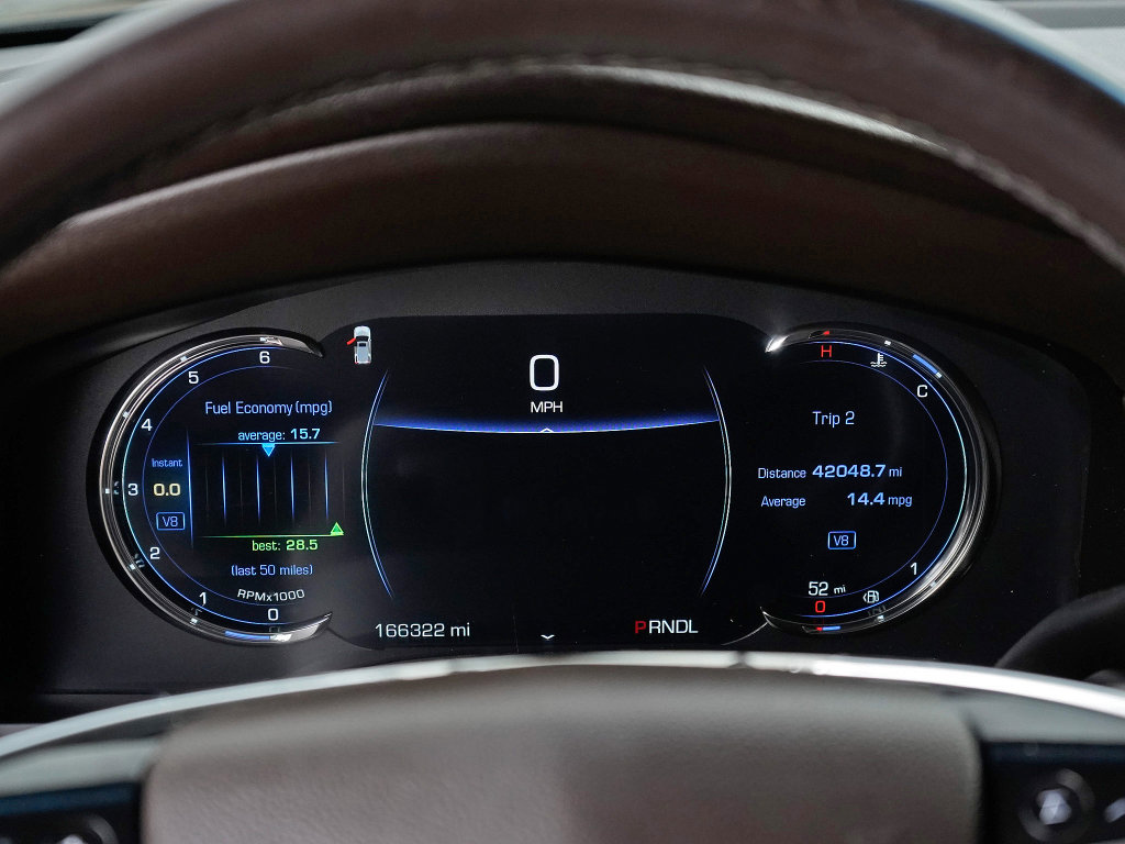 Used 2017 Cadillac Escalade ESV Premium Luxury AWD/4WD image 15