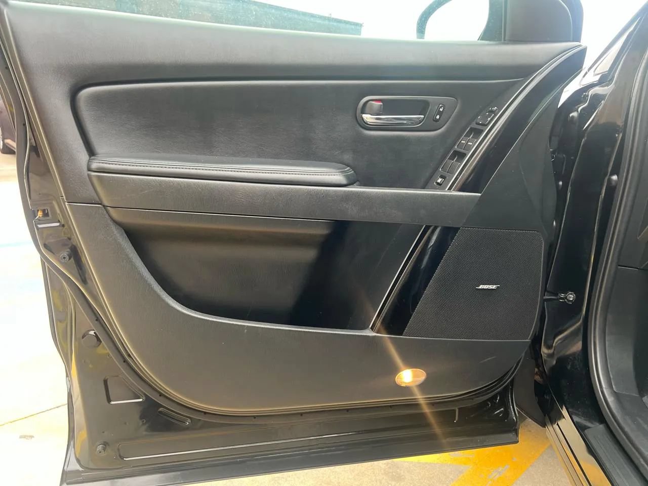Used 2011 MAZDA CX-9 Touring w/ Moonroof & Bose Audio Pkg FWD image 23