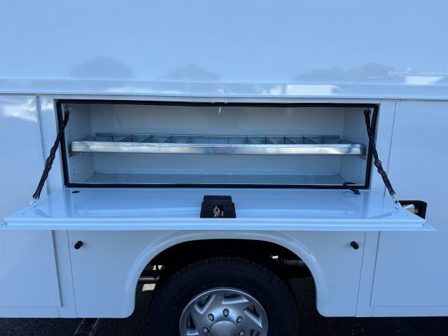New 2026 Ford E-350 and Econoline 350 Super Duty w/ Power Equipment Group image 11