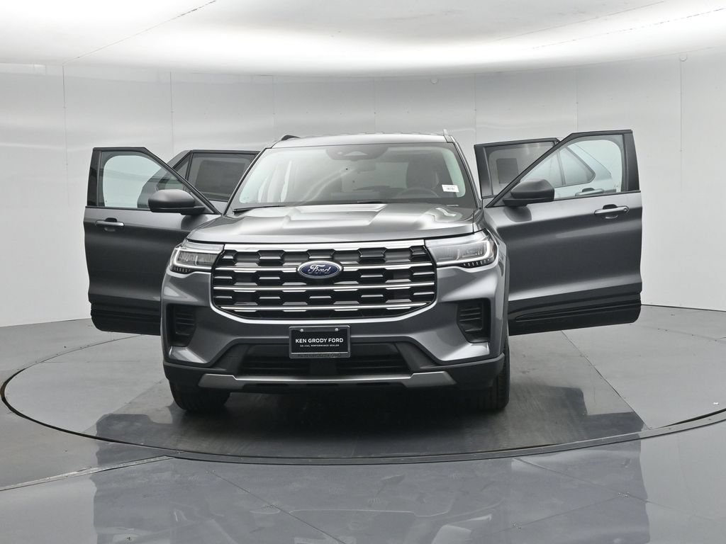 New 2026 Ford Explorer Active RWD image 31
