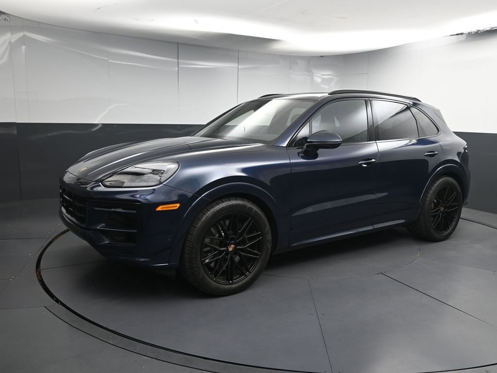 Certified 2026 Porsche Cayenne GTS image 1