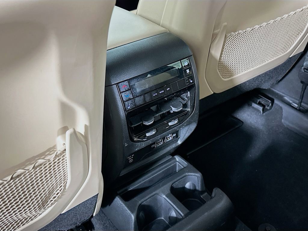 Certified 2025 Jeep Grand Cherokee L Limited w/ Luxury Tech Group II image 38