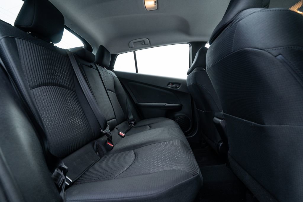 Used 2016 Toyota Prius Three image 14