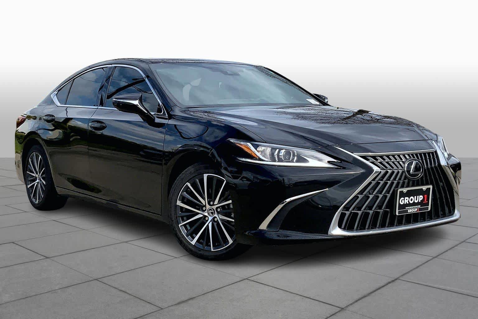 Used 2024 Lexus ES 350 w/ Premium Package FWD image 3