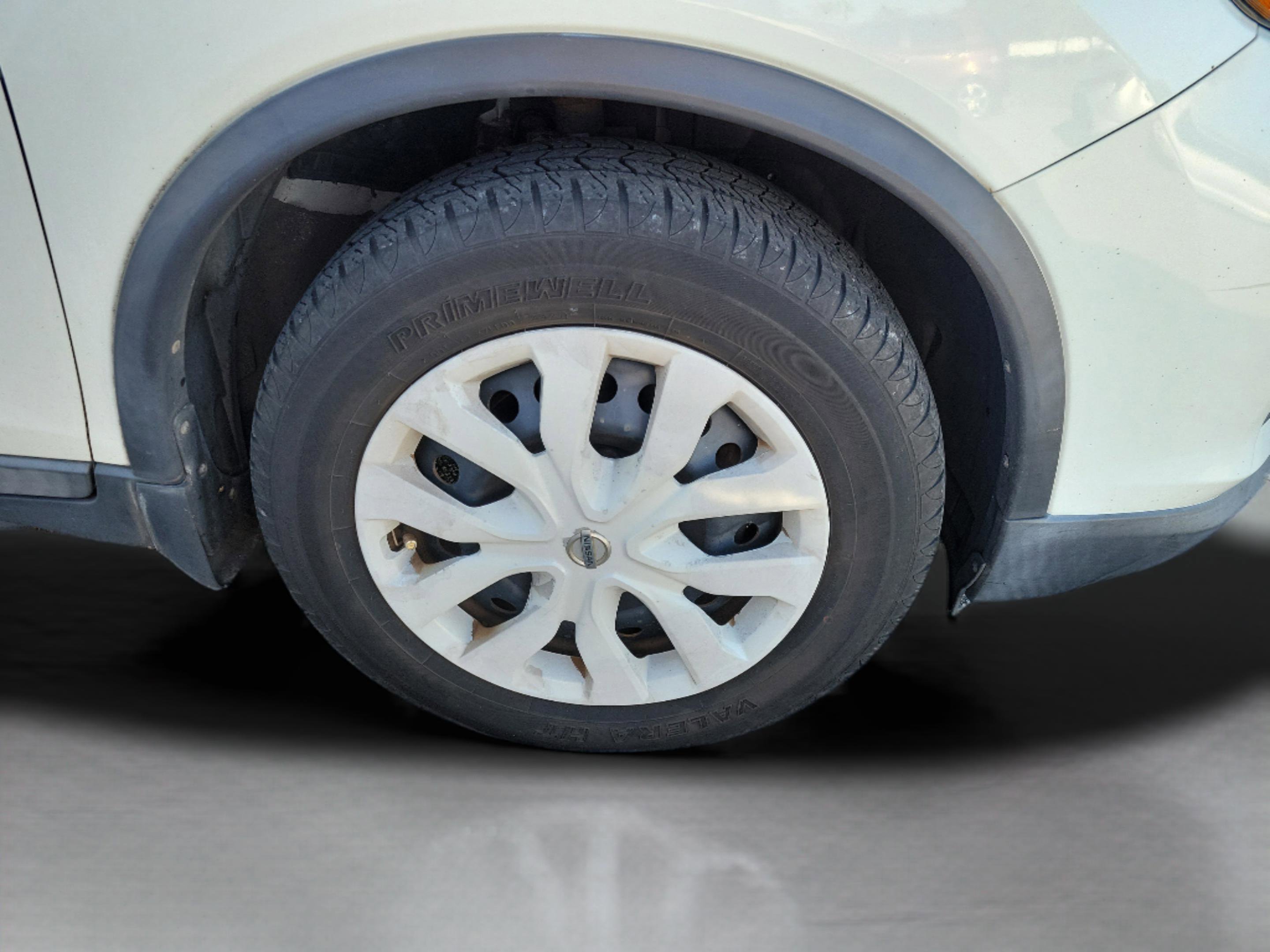 Used 2018 Nissan Rogue S FWD image 16