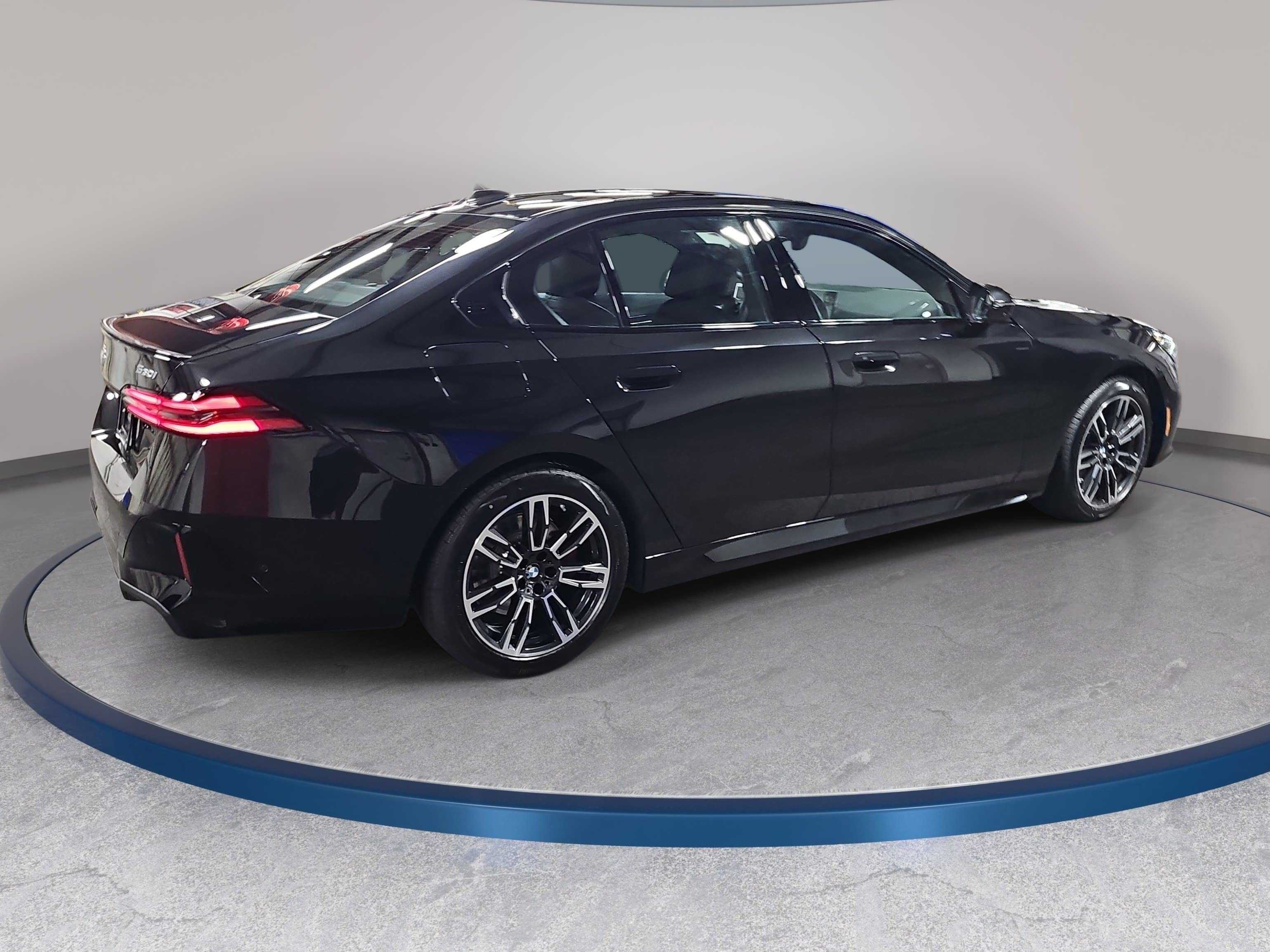 New 2027 BMW 530i xDrive AWD/4WD image 5