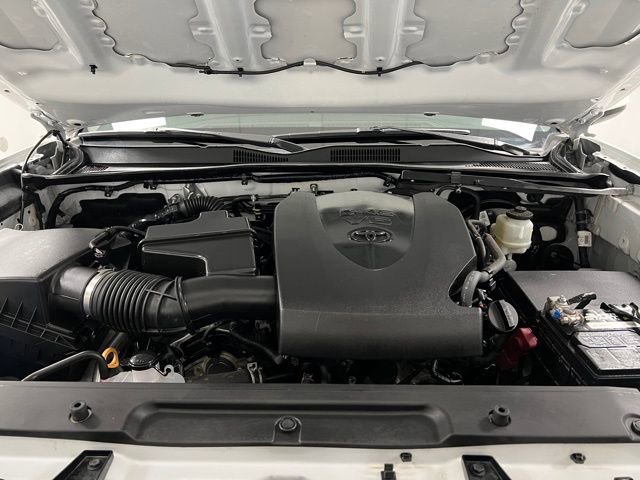 Used 2020 Toyota Tacoma SR AWD/4WD image 60