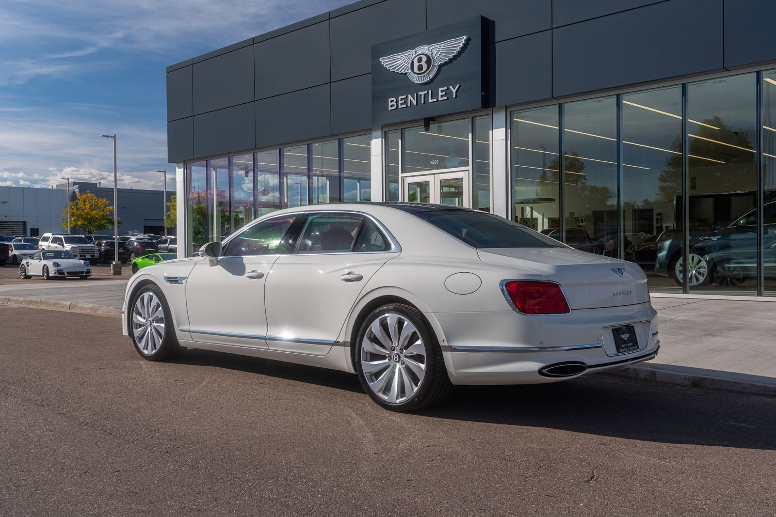 New 2026 Bentley Flying Spur Plug-In Hybrid image 11