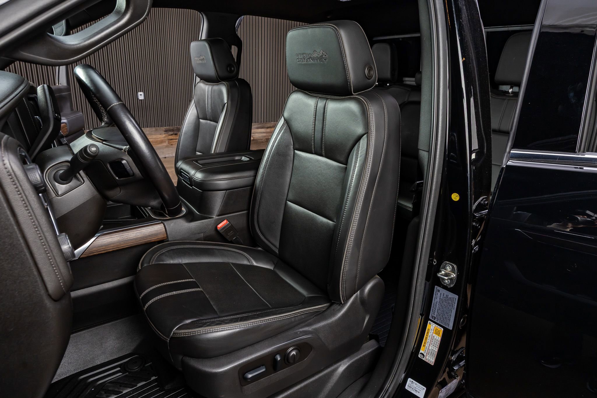 Used 2022 Chevrolet Silverado 3500 High Country w/ LPO, Hitch Package image 29