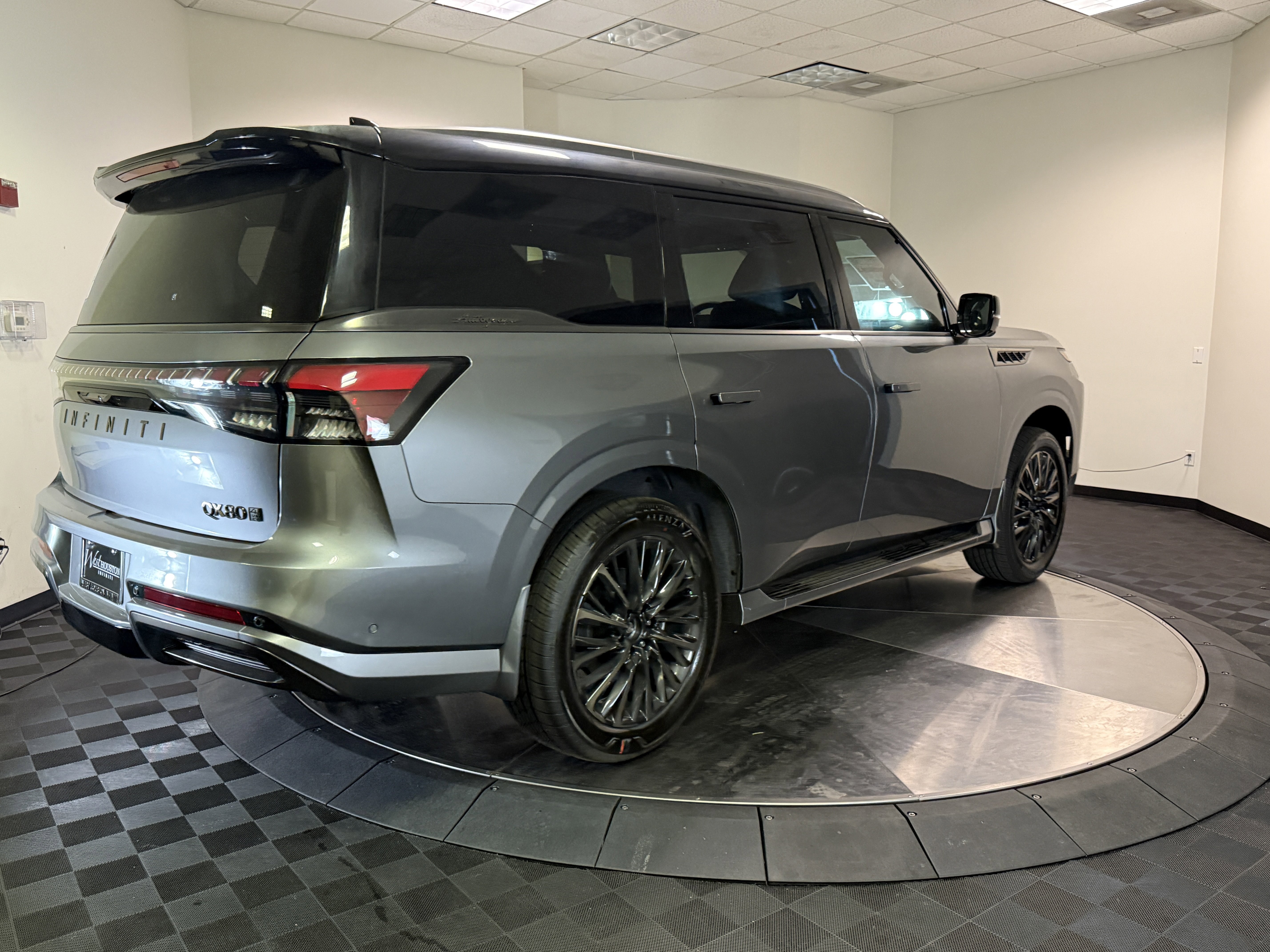 New 2026 INFINITI QX80 Autograph image 7