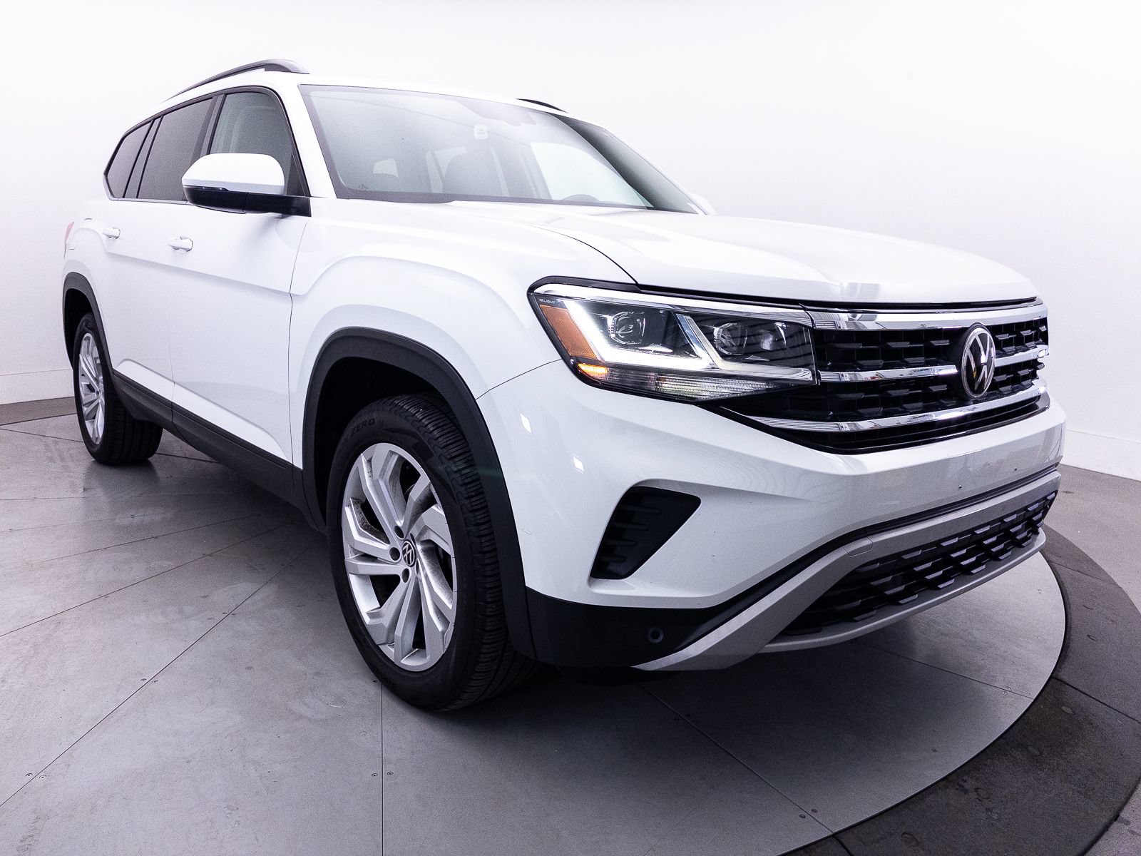 Used 2022 Volkswagen Atlas SE AWD/4WD image 12
