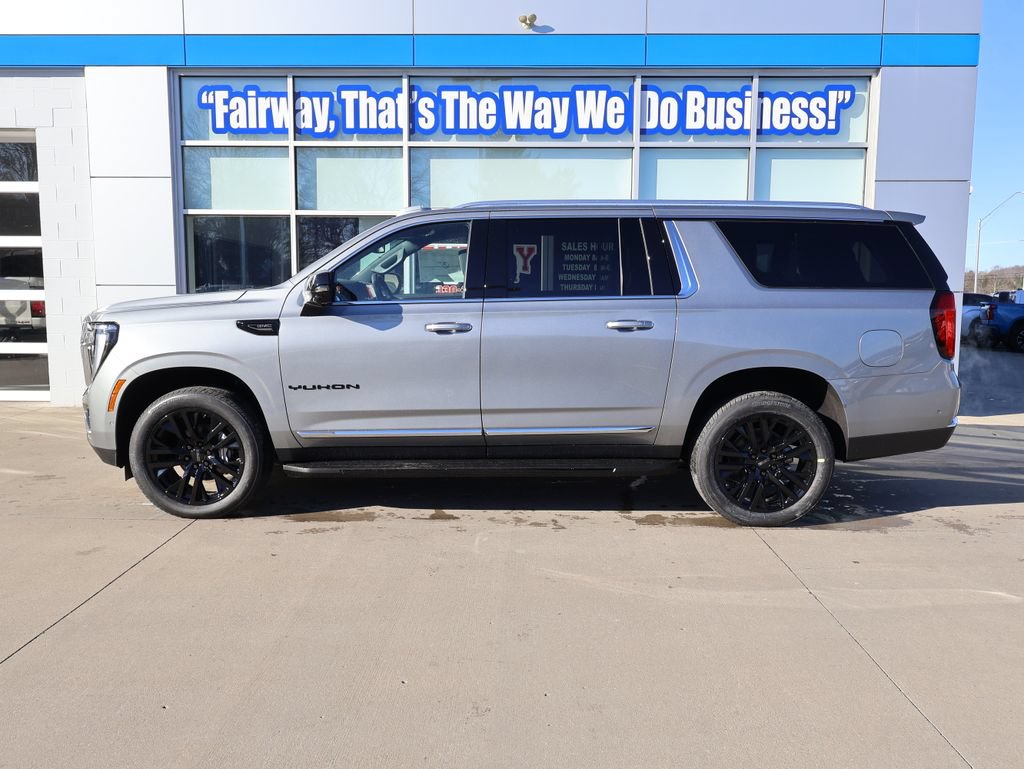 New 2026 GMC Yukon XL Elevation w/ LPO, Elevation Black Package AWD/4WD image 7