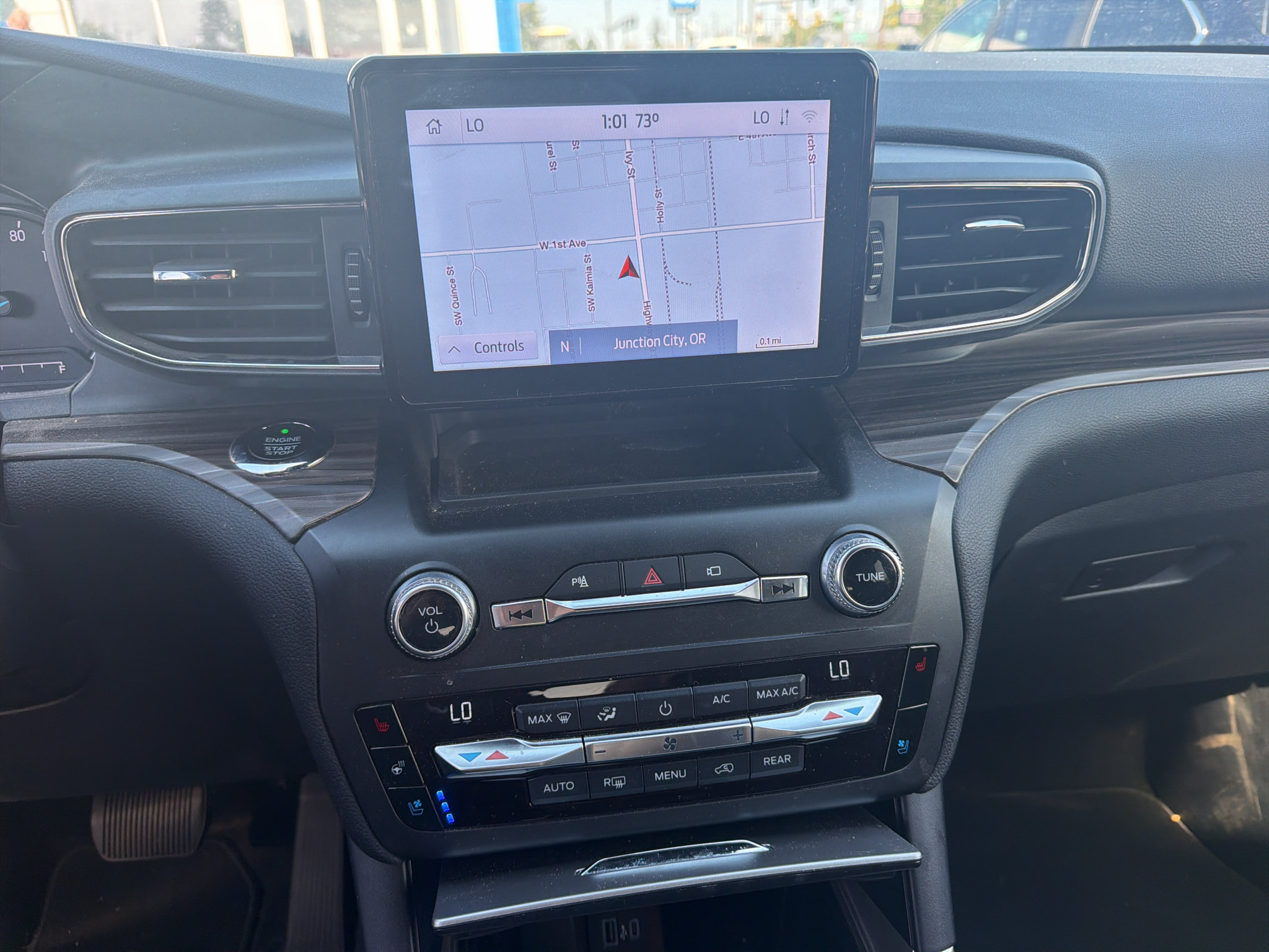 Used 2020 Ford Explorer Limited AWD/4WD image 10